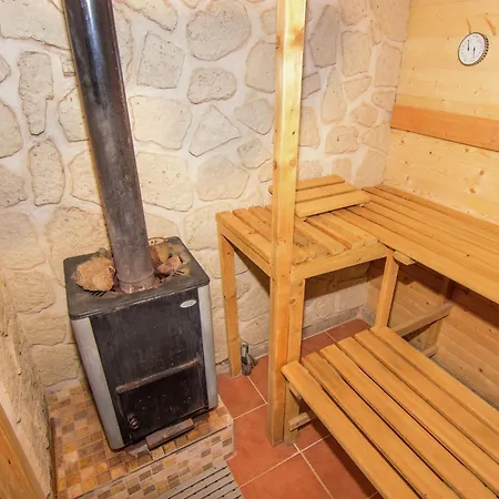 Unique In With Sauna 펜션 *